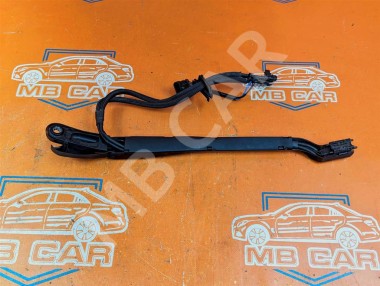 Поводок дворников MERCEDES-BENZ SL-класс R231 рестайлинг (2016 - 2020) — Разборка Мерседес