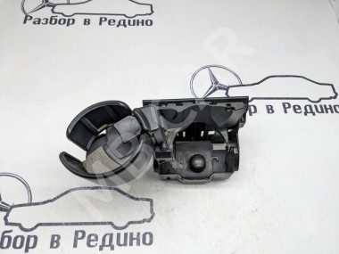 Подстаканник MERCEDES-BENZ S-класс W220 рестайлинг (2002 - 2005) — Разборка Мерседес