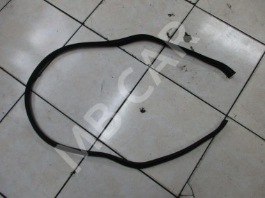 Уплотнитель моторного отсека MERCEDES-BENZ E-класс W211/S211 (2002 - 2006) — Разборка Мерседес