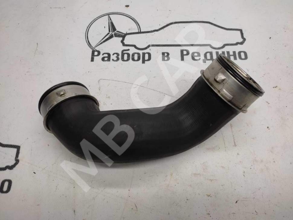 Патрубок интеркулера MERCEDES-BENZ CLK-класс C209/W209 рестайлинг (2005 - 2010) фото 1 — Разборка Мерседес