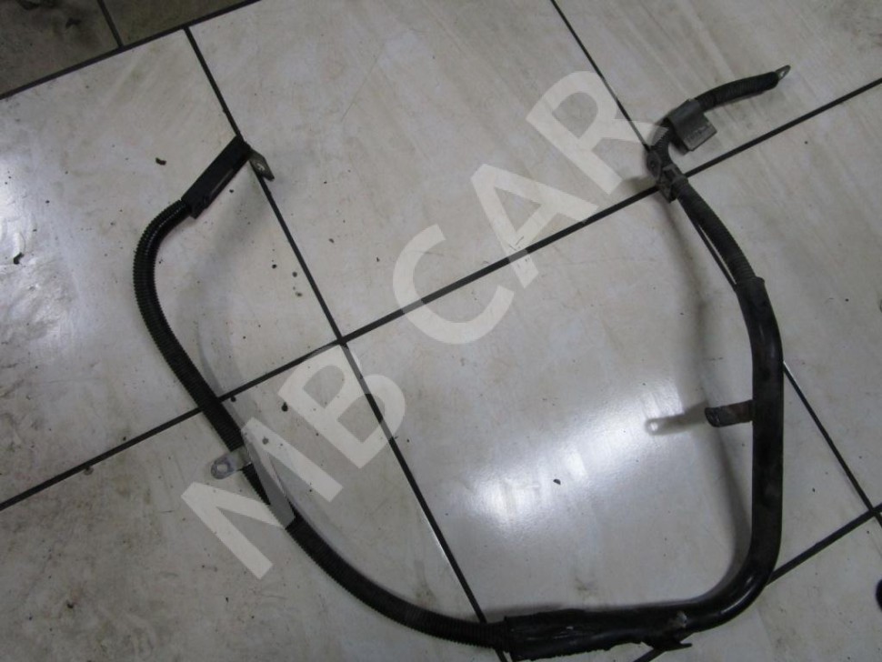 Провод генератора MERCEDES-BENZ C-класс W203/S203/CL203 (2000 - 2004) фото 1 — Разборка Мерседес