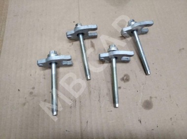 Кронштейн крепления форсунок MERCEDES-BENZ V-класс W447 (2014 - 2025) — Разборка Мерседес