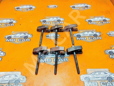 Кронштейн крепления форсунок MERCEDES-BENZ E-класс W211/S211 рестайлинг (2006 - 2009) &mdash; Разборка Мерседес