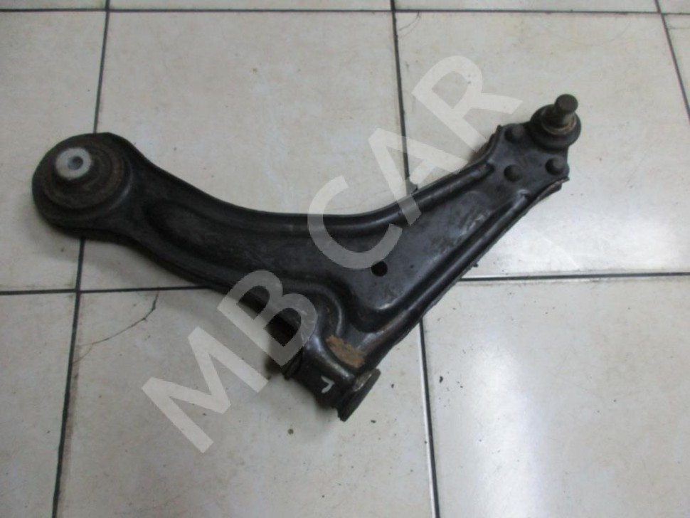 Рычаг передний нижний левый MERCEDES-BENZ Vito W638 (1996 - 2003) фото 1 — Разборка Мерседес