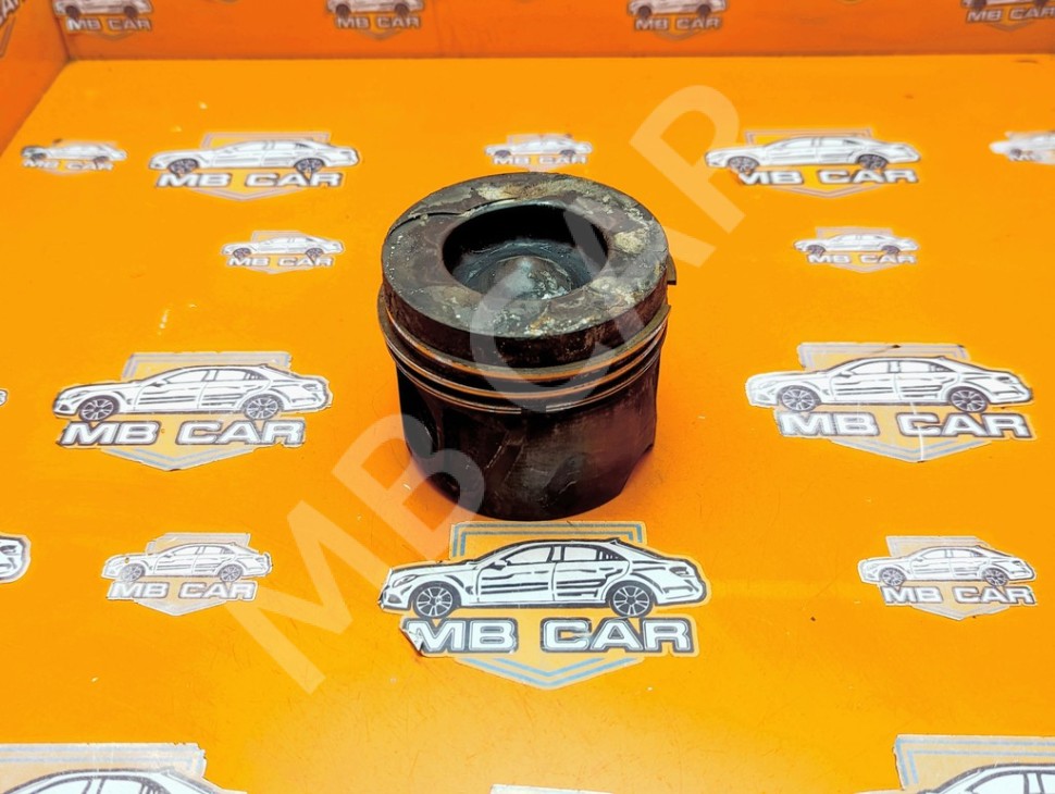 Поршень дизель MERCEDES-BENZ E-класс W212/S212/C207/A207 (2009 - 2013) фото 1 — Разборка Мерседес
