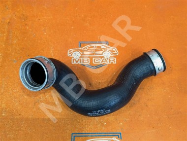 Патрубок интеркулера MERCEDES-BENZ CLK-класс C209/A209 (2002 - 2005) — Разборка Мерседес