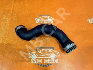 Патрубок интеркулера MERCEDES-BENZ S-класс W220 (1998 - 2005) — Разборка Мерседес