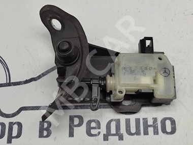 Активатор люка бака MERCEDES-BENZ CLS-класс C219 рестайлинг (2008 - 2010) — Разборка Мерседес