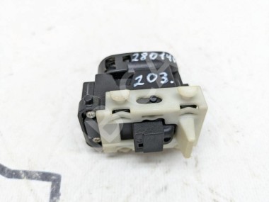 Кнопка стеклоподъемников MERCEDES-BENZ C-класс W203/S203/CL203 (2000 - 2004) — Разборка Мерседес