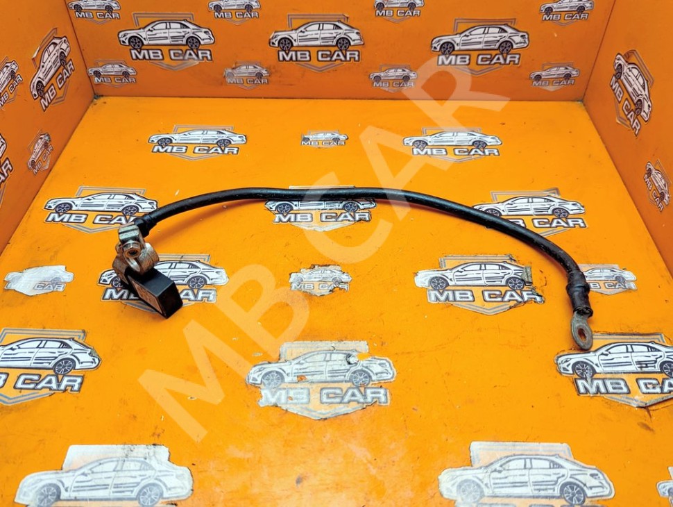 Клемма минус MERCEDES-BENZ C-класс W204/S204 (2006 - 2011) фото 1 &mdash; Разборка Мерседес