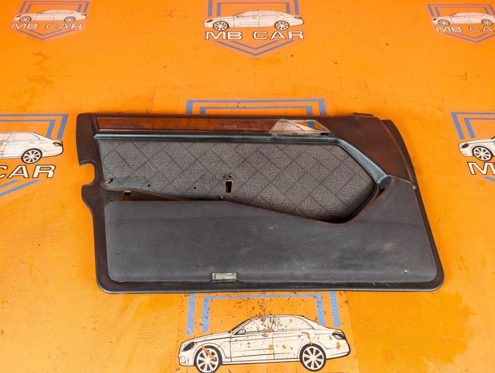 Карта двери передняя левая MERCEDES-BENZ E-класс W124/S124/C124/A124 (1984 - 1997) E 300 CDI 3.0 AT (136 л.с.) фото 1 &mdash; Разборка Мерседес