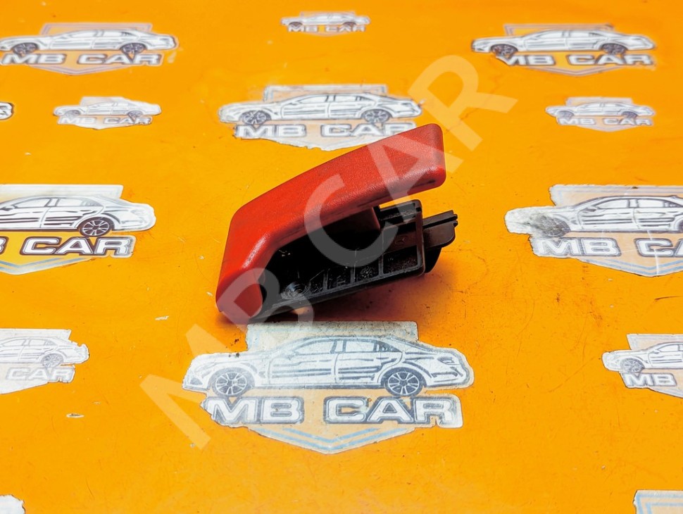 Ручка открытия капота MERCEDES-BENZ C-класс W203/S203/CL203 рестайлинг (2004 - 2008) фото 1 &mdash; Разборка Мерседес