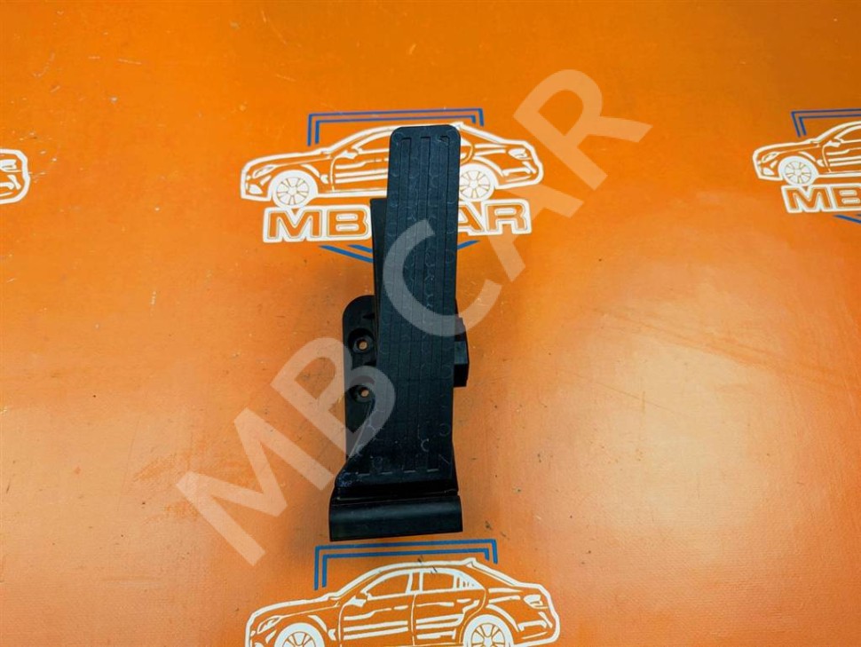 Педаль газа электронная MERCEDES-BENZ E-класс W212/S212/C207/A207 рестайлинг (2013 - 2016) фото 1 — Разборка Мерседес