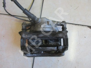 Суппорт передний правый MERCEDES-BENZ C-класс W205/S205/C205/A205 (2014 - 2018) — Разборка Мерседес