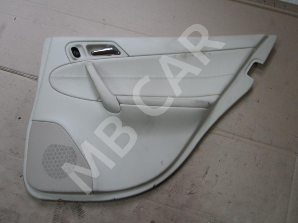 Карта двери задняя правая MERCEDES-BENZ C-класс W203/S203/CL203 рестайлинг (2004 - 2008) фото 1 — Разборка Мерседес