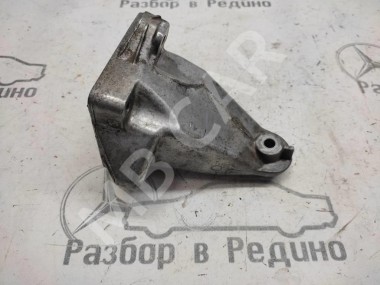 Лапа левая MERCEDES-BENZ C-класс W203/S203/CL203 (2000 - 2004) — Разборка Мерседес