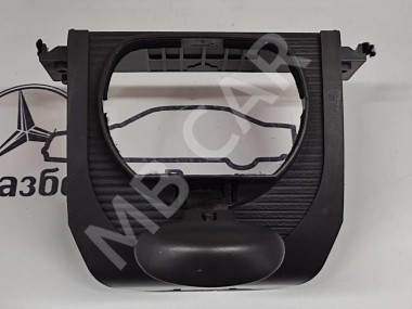 Крышка рулевой колонки MERCEDES-BENZ E-класс W211/S211 (2002 - 2006) — Разборка Мерседес