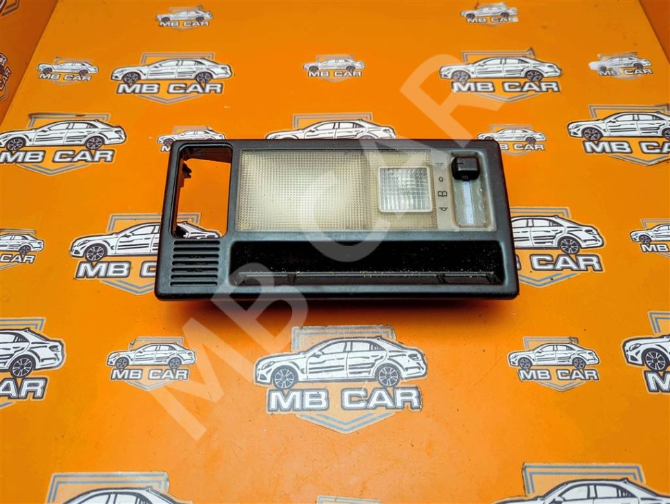 Плафон салона MERCEDES-BENZ W124 W124/S124/C124/A124 (1984 - 1993) фото 1 — Разборка Мерседес