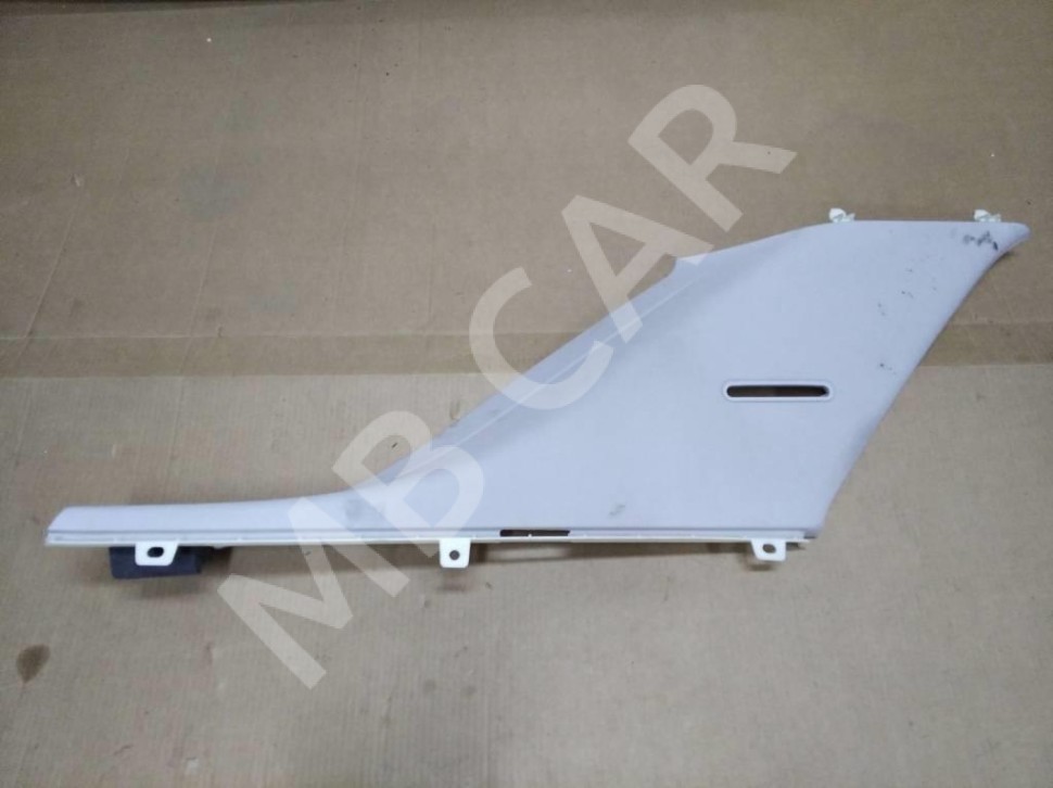 Накладка задней стойки MERCEDES-BENZ GLE-класс AMG W166 (2015 - 2019) фото 1 &mdash; Разборка Мерседес