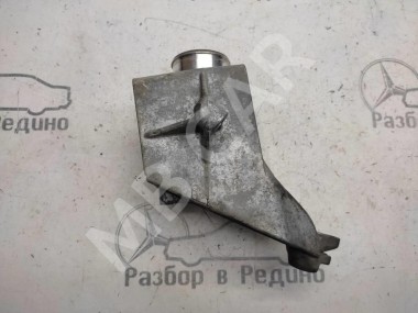 Лапа левая MERCEDES-BENZ Vito W639 (2003 - 2010) — Разборка Мерседес