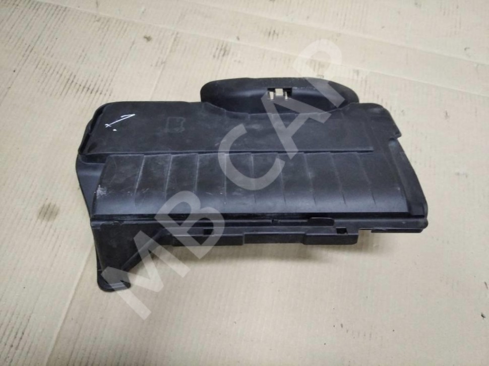 Крышка АКБ MERCEDES-BENZ B-класс W246 рестайлинг (2014 - 2018) фото 1 — Разборка Мерседес