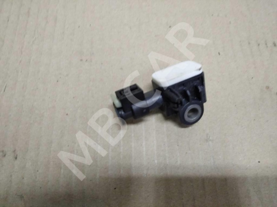 Датчик удара MERCEDES-BENZ B-класс W246 рестайлинг (2014 - 2018) фото 1 &mdash; Разборка Мерседес