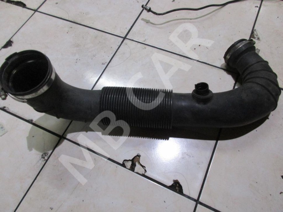 Патрубок воздушный MERCEDES-BENZ Sprinter W906 (2006 - 2019) фото 1 &mdash; Разборка Мерседес