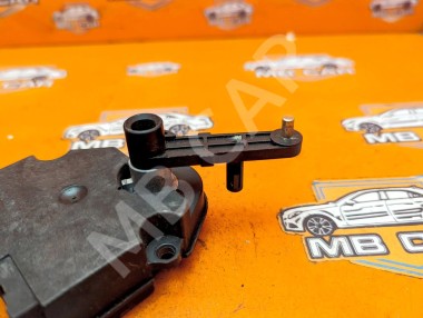 Сервоприводы печки MERCEDES-BENZ M-класс W163 (1997 - 2001) &mdash; Разборка Мерседес