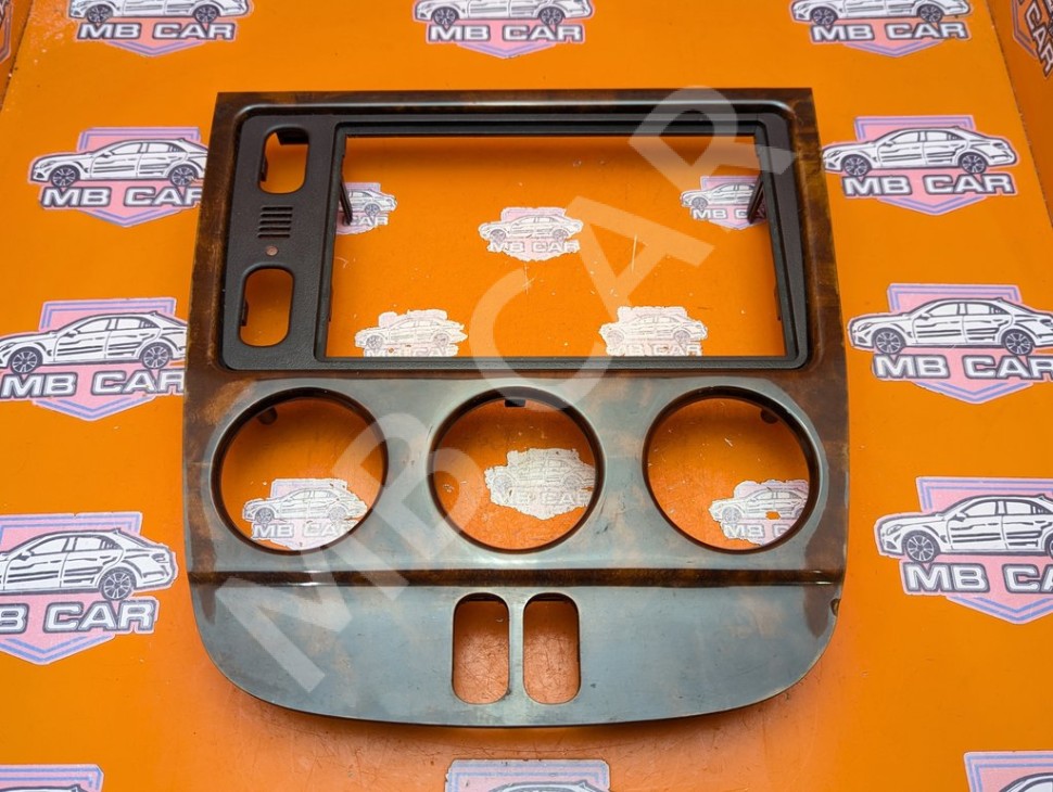 Накладка блока климата MERCEDES-BENZ M-класс W163 (1997 - 2001) фото 1 &mdash; Разборка Мерседес