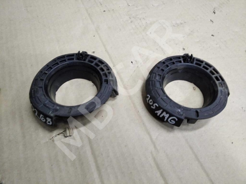 Опора задней пружины MERCEDES-BENZ C-класс AMG W205/S205/C205/A205 (2014 - 2018) фото 1 — Разборка Мерседес