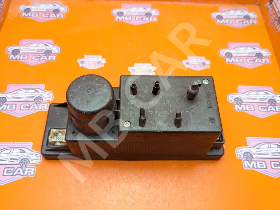 Компрессор центрального замка MERCEDES-BENZ E-класс W210/S210 (1995 - 1999) фото 1 &mdash; Разборка Мерседес