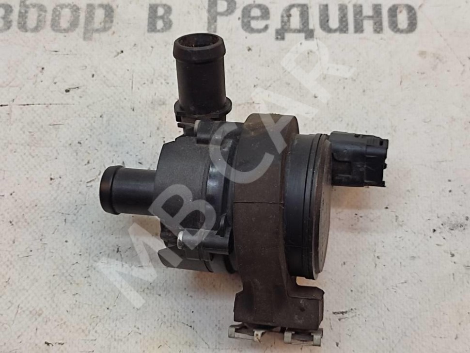 Насос циркуляционный MERCEDES-BENZ X-класс I (2017 - 2020) фото 1 — Разборка Мерседес