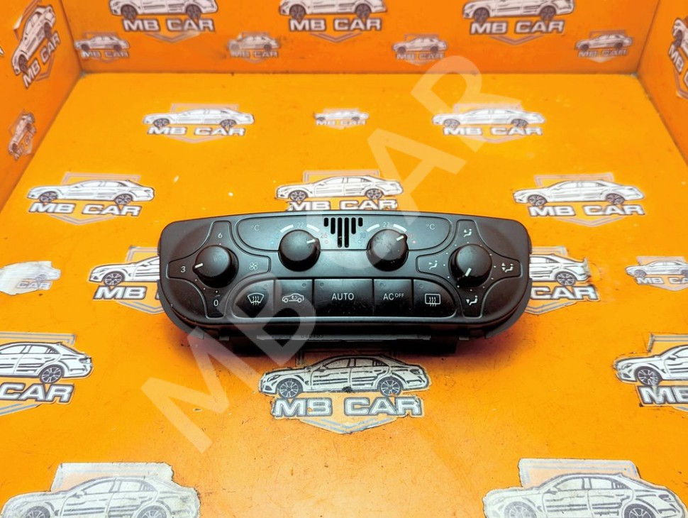 Панель управления климатом MERCEDES-BENZ C-класс W203/S203/CL203 (2000 - 2004) фото 1 &mdash; Разборка Мерседес
