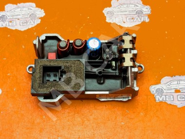 Реле моторчика печки MERCEDES-BENZ CLK-класс C209/A209 (2002 - 2005) &mdash; Разборка Мерседес