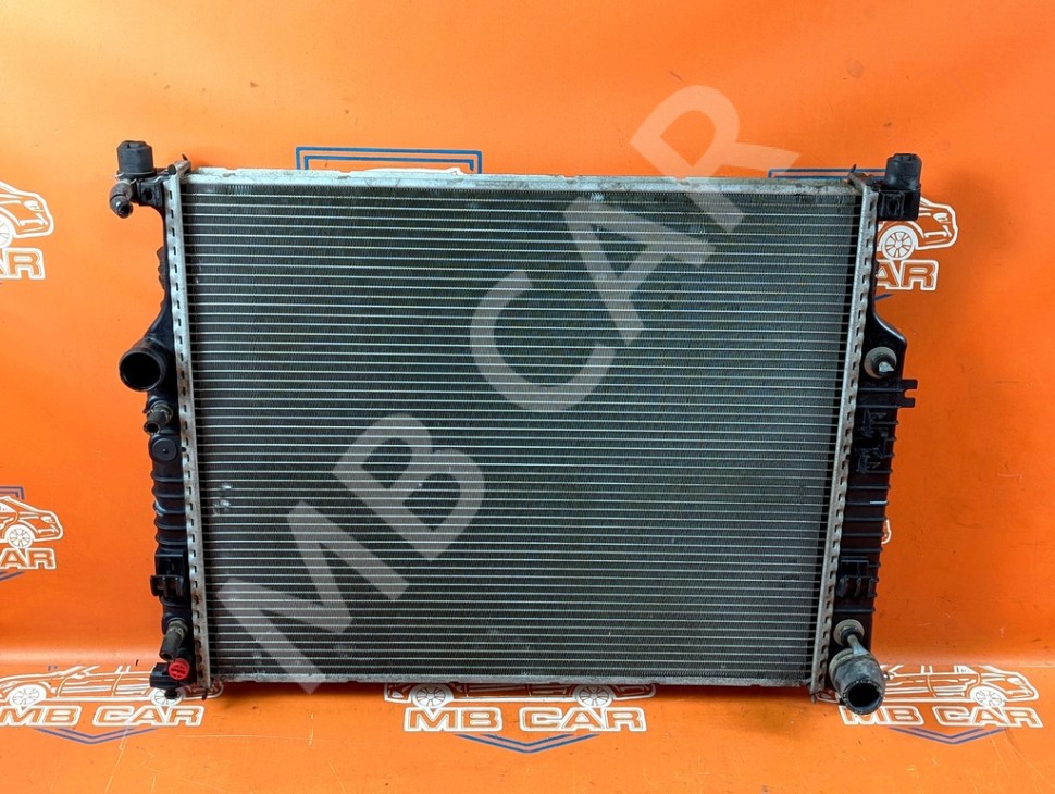 Радиатор MERCEDES-BENZ M-класс W164 (2005 - 2008) фото 1 &mdash; Разборка Мерседес