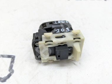 Кнопка стеклоподъемников MERCEDES-BENZ C-класс W203/S203/CL203 (2000 - 2004) — Разборка Мерседес
