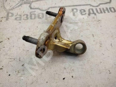 Петля двери MERCEDES-BENZ C-класс W204/S204 (2006 - 2011) — Разборка Мерседес