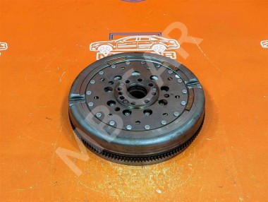 Маховик РКПП (Робот) MERCEDES-BENZ A-класс W176 (2012 - 2015) — Разборка Мерседес