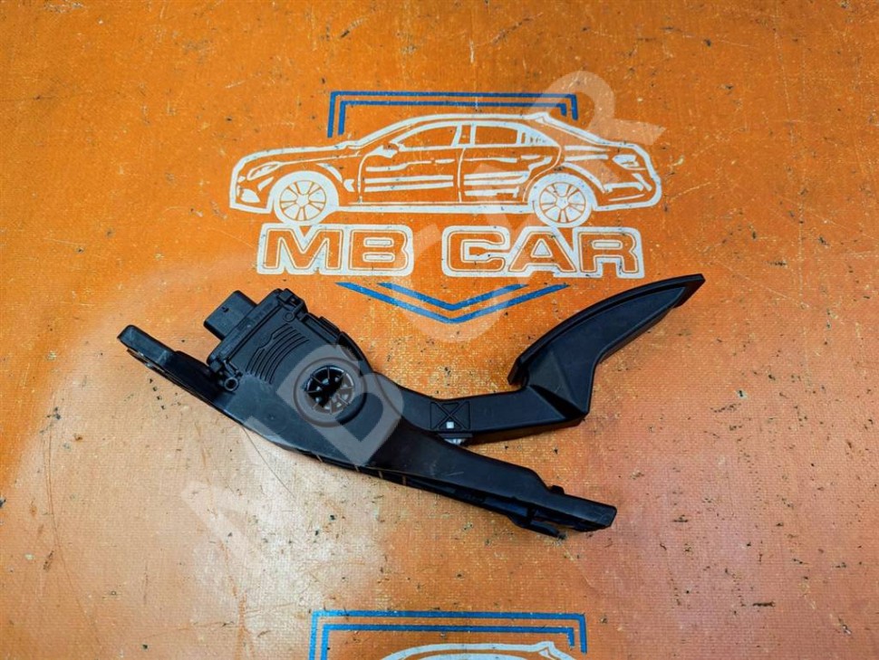 Педаль газа электронная MERCEDES-BENZ GLE-класс AMG W166 (2015 - 2019) фото 1 — Разборка Мерседес