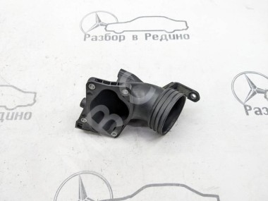 Патрубок впускного коллектора MERCEDES-BENZ C-класс W204/S204 (2006 - 2011) — Разборка Мерседес