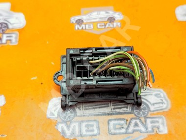 Корпус диагностического разъема MERCEDES-BENZ C-класс W203/S203/CL203 рестайлинг (2004 - 2008) &mdash; Разборка Мерседес