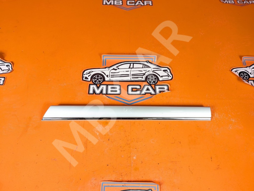 Молдинг двери MERCEDES-BENZ S-класс W220 (1998 - 2005) фото 1 &mdash; Разборка Мерседес