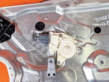 Стеклоподъемник передний правый MERCEDES-BENZ C-класс W204/S204/С204 рестайлинг (2011 - 2015) &mdash; Разборка Мерседес