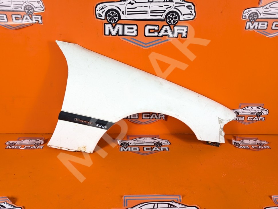 Крыло переднее правое MERCEDES-BENZ C-класс W202/S202 (1993 - 1997) фото 1 &mdash; Разборка Мерседес