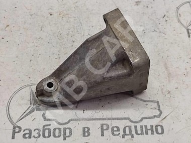 Лапа правая MERCEDES-BENZ C-класс W203/S203/CL203 (2000 - 2004) — Разборка Мерседес