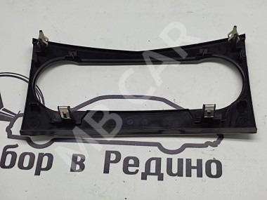 Накладка блока климата MERCEDES-BENZ C-класс W204/S204 (2006 - 2011) — Разборка Мерседес