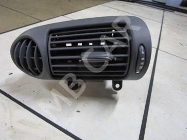 Воздуховод MERCEDES-BENZ C-класс W203/S203/CL203 (2000 - 2004) — Разборка Мерседес