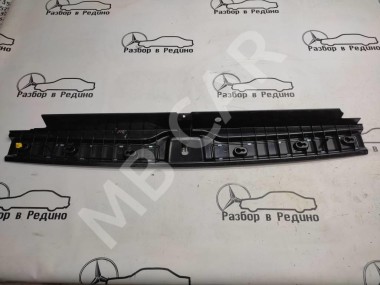 Накладка замка багажника MERCEDES-BENZ GLC-класс X253 (2015 - 2019) — Разборка Мерседес