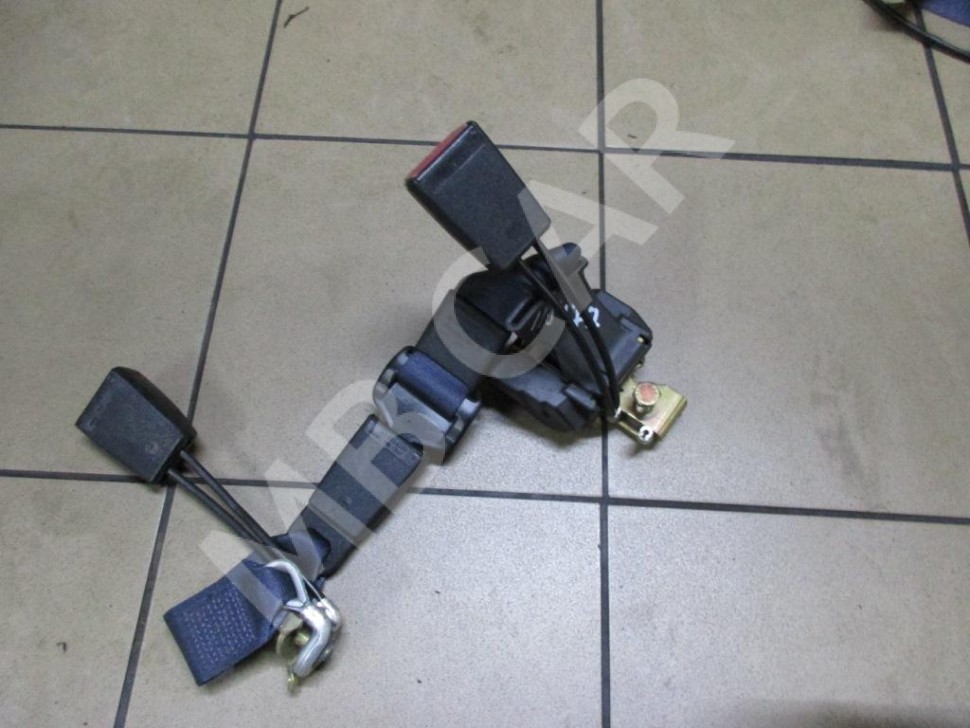 Ремень безопасности задний центральный MERCEDES-BENZ S-класс W140 (1991 - 1998) фото 1 &mdash; Разборка Мерседес