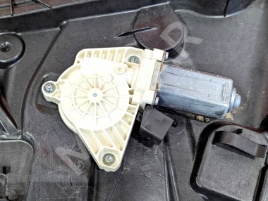 Стеклоподъемник передний правый MERCEDES-BENZ CLA-класс C117/X117 (2013 - 2016) — Разборка Мерседес